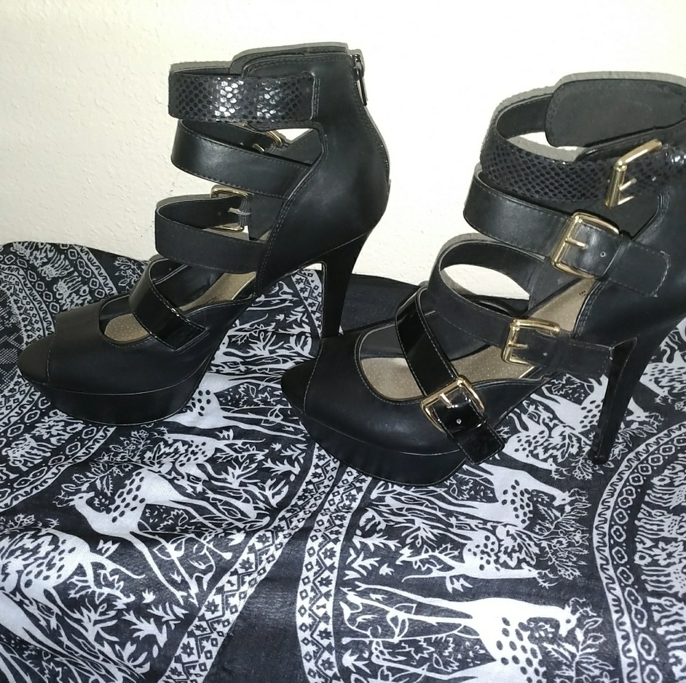 Guess Black Gladiator Style 4" Heels, Women's Sz 9